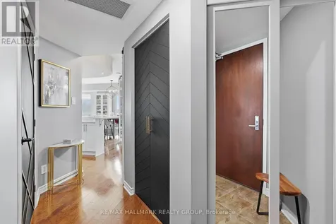 200 Rideau Street Ottawa ON K1N 5Y1