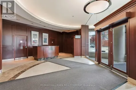 200 Rideau Street Ottawa ON K1N 5Y1