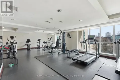 200 Rideau Street Ottawa ON K1N 5Y1