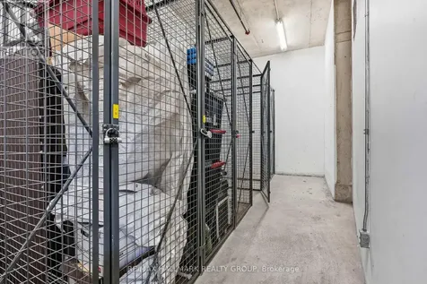 200 Rideau Street Ottawa ON K1N 5Y1