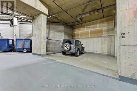 200 Rideau Street Ottawa ON K1N 5Y1