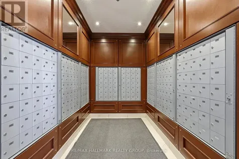 200 Rideau Street Ottawa ON K1N 5Y1