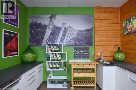 170 Hwy 20 West Fonthill ON L0S 1E0