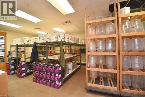 170 Hwy 20 West Fonthill ON L0S 1E0