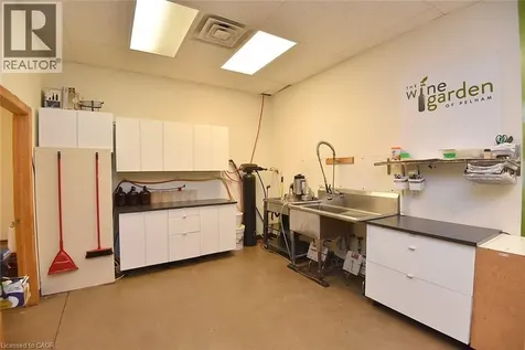 170 Hwy 20 West Fonthill ON L0S 1E0