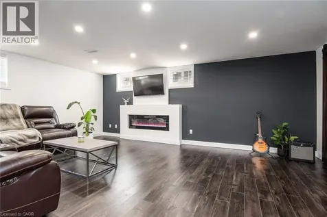 232 Shady Glen Crescent Kitchener ON N2R 1P6