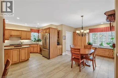 6711 Wellington Road 34 Puslinch ON N3C 2V4