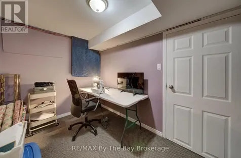 9 Frederick Drive Wasaga Beach ON L9Z 1P9