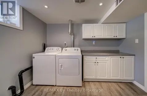 9 Frederick Drive Wasaga Beach ON L9Z 1P9