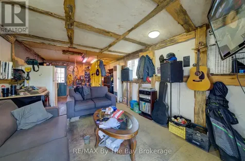 9 Frederick Drive Wasaga Beach ON L9Z 1P9