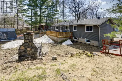 9 Frederick Drive Wasaga Beach ON L9Z 1P9