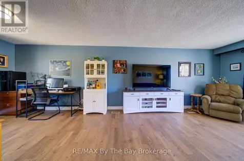 9 Frederick Drive Wasaga Beach ON L9Z 1P9