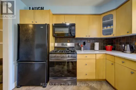 9 Frederick Drive Wasaga Beach ON L9Z 1P9