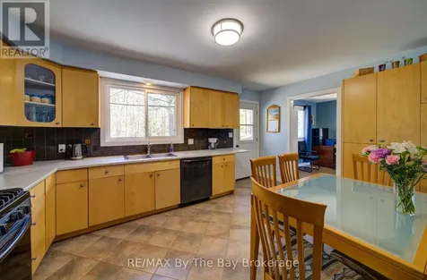 9 Frederick Drive Wasaga Beach ON L9Z 1P9