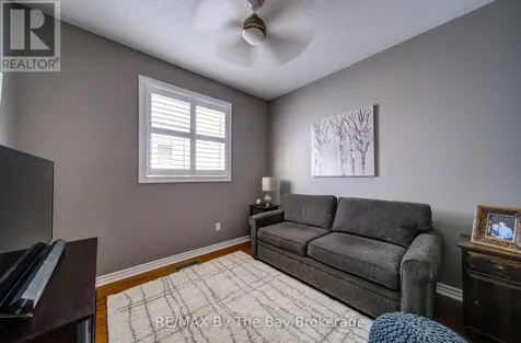 69 White Sands Way Wasaga Beach ON L9Z 0E1