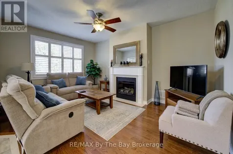 69 White Sands Way Wasaga Beach ON L9Z 0E1
