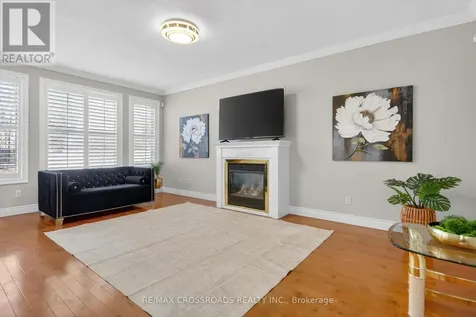 10 Tierney Drive Ottawa ON K2J 4W2