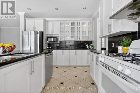 10 Tierney Drive Ottawa ON K2J 4W2