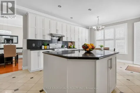 10 Tierney Drive Ottawa ON K2J 4W2