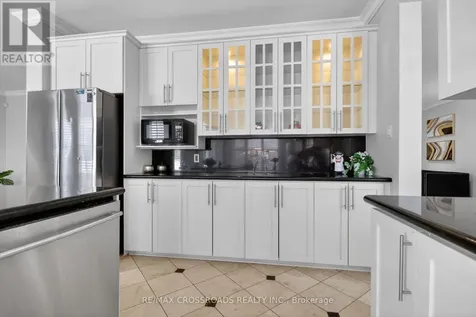 10 Tierney Drive Ottawa ON K2J 4W2
