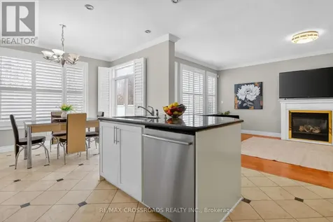 10 Tierney Drive Ottawa ON K2J 4W2