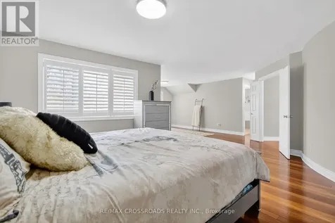 10 Tierney Drive Ottawa ON K2J 4W2