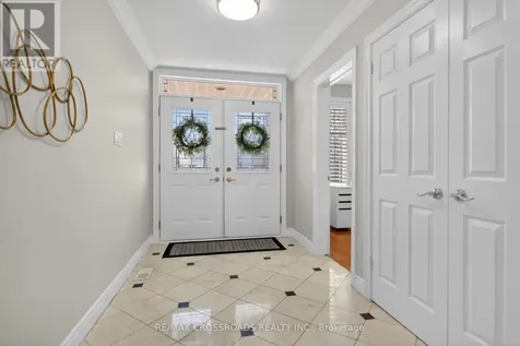 10 Tierney Drive Ottawa ON K2J 4W2