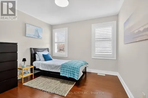10 Tierney Drive Ottawa ON K2J 4W2