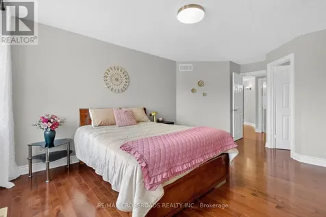 10 Tierney Drive Ottawa ON K2J 4W2