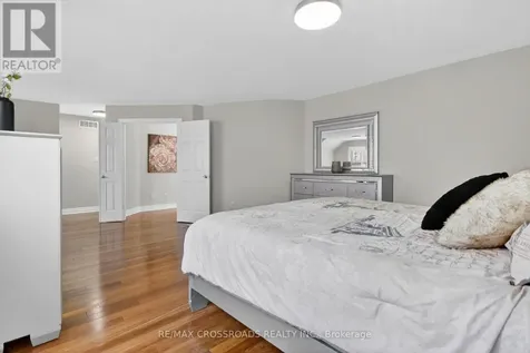 10 Tierney Drive Ottawa ON K2J 4W2