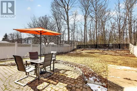 10 Tierney Drive Ottawa ON K2J 4W2