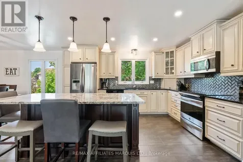1507 Catherine Street Cornwall ON K6J 5C3