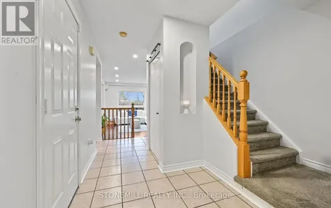 140 Mcmeeken Drive Cambridge ON N3C 4E7