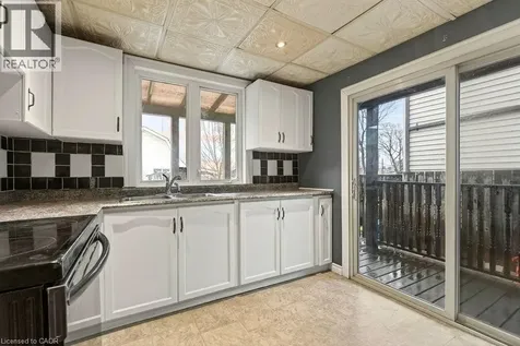 23 Frederick Avenue Hamilton ON L8H 4K1