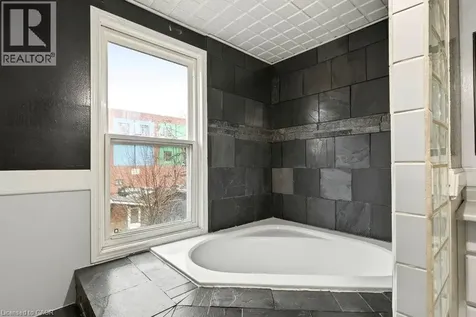 23 Frederick Avenue Hamilton ON L8H 4K1