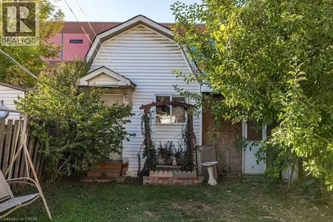 23 Frederick Avenue Hamilton ON L8H 4K1