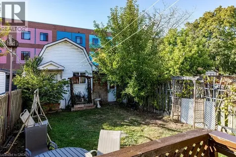 23 Frederick Avenue Hamilton ON L8H 4K1