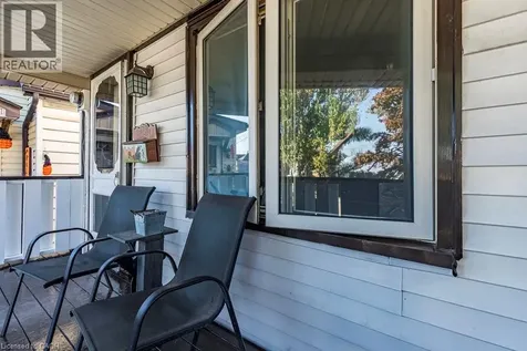 23 Frederick Avenue Hamilton ON L8H 4K1