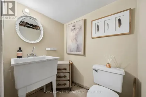 34 Gladstone Avenue St. Thomas ON N5R 2L4