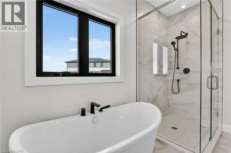 6192 Curlin Crescent Niagara Falls ON L2H 3W6