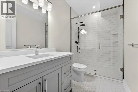 6192 Curlin Crescent Niagara Falls ON L2H 3W6