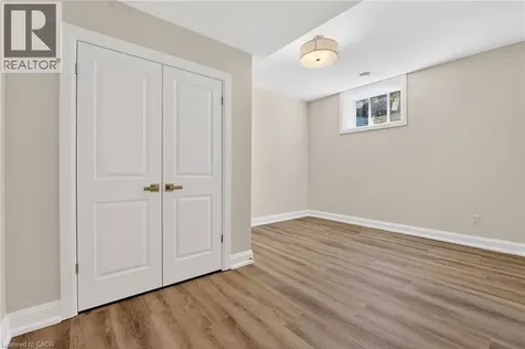 6192 Curlin Crescent Niagara Falls ON L2H 3W6