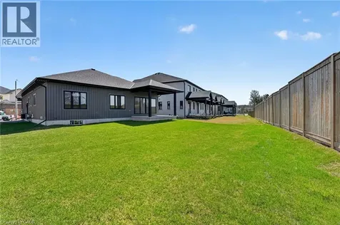 6192 Curlin Crescent Niagara Falls ON L2H 3W6