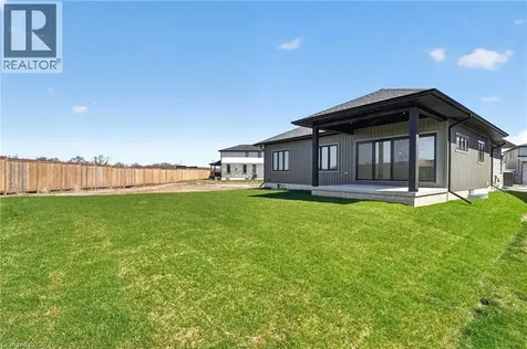 6192 Curlin Crescent Niagara Falls ON L2H 3W6