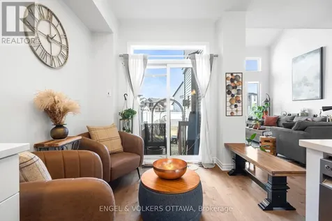740 Miikana Road Ottawa ON K1X 0H6
