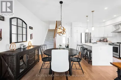 740 Miikana Road Ottawa ON K1X 0H6