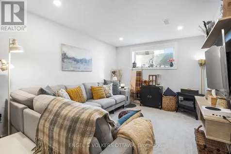 740 Miikana Road Ottawa ON K1X 0H6