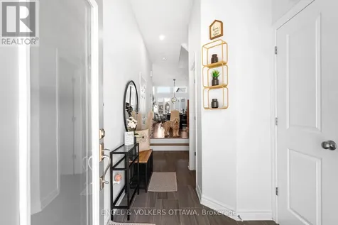 740 Miikana Road Ottawa ON K1X 0H6