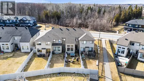 740 Miikana Road Ottawa ON K1X 0H6