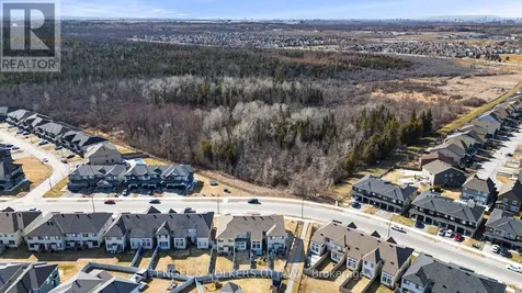 740 Miikana Road Ottawa ON K1X 0H6